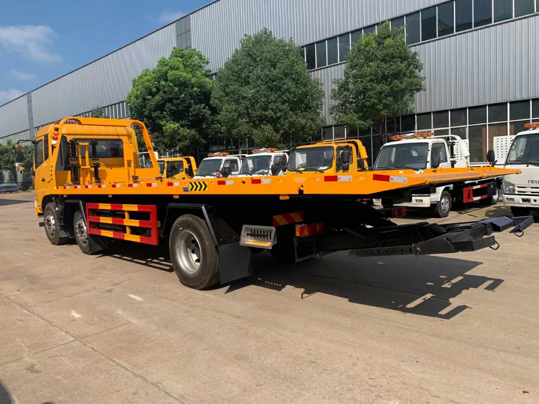 東風天錦小三軸清障車