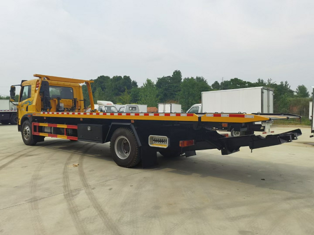 解放龍V2.0平頂隨車(chē)吊