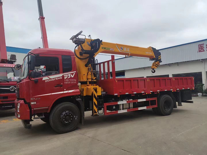 東風專底D3V單橋隨車吊