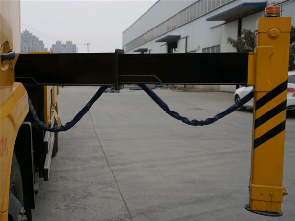 東風(fēng)天錦26米高空作業(yè)車